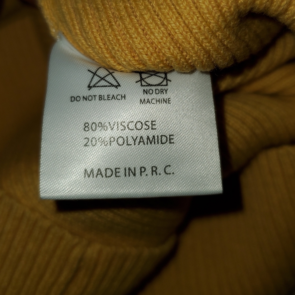 Brandy Melville Ribbed Tank - Picture 5 of 5